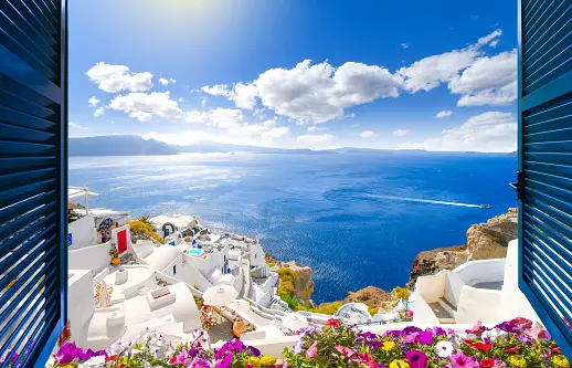  Santorini-greece, Romantic Getaways in Greece